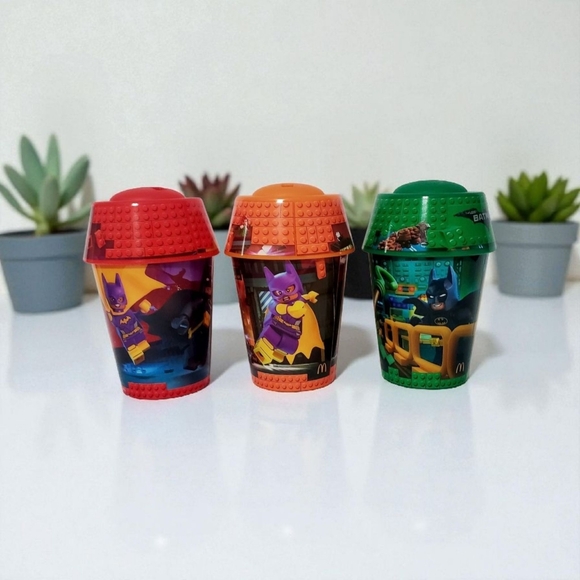 The Lego Batman Movie 2017 McDonald's Drink Cups With Lids, Lot Of 3. - Picture 1 of 8